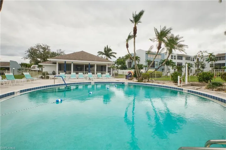 Pool and Clubhouse