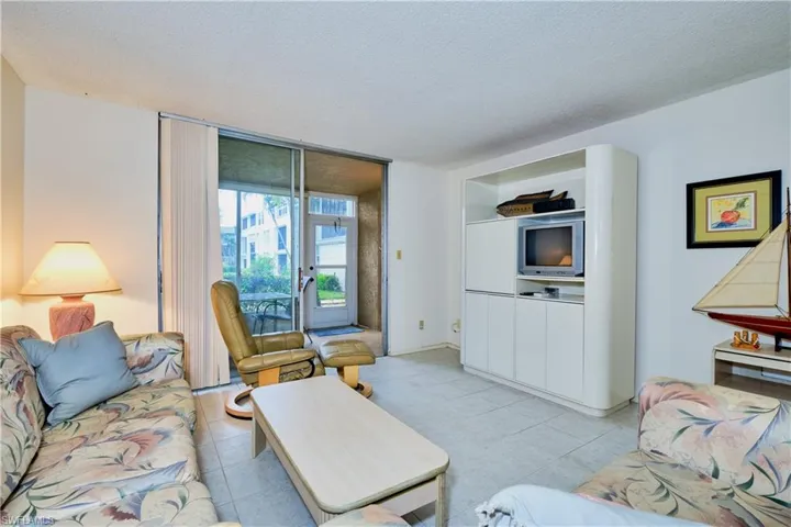 5959  Winkler  RD, Fort Myers, FL 33919