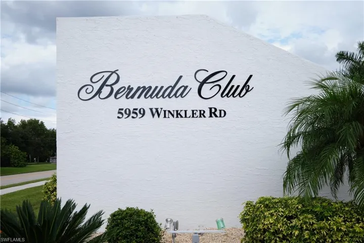 5959  Winkler  RD, Fort Myers, FL 33919