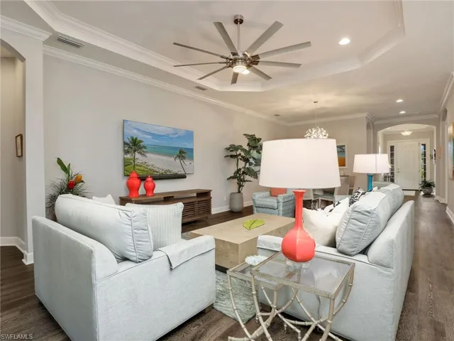 8477 Sevilla Ct, Naples, Florida 34114