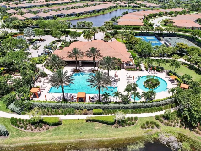 8477 Sevilla Ct, Naples, Florida 34114