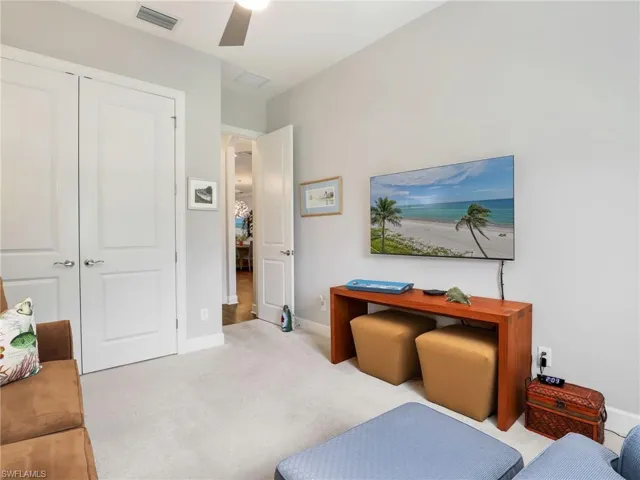 8477 Sevilla Ct, Naples, Florida 34114