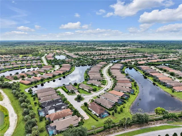 8477 Sevilla Ct, Naples, Florida 34114
