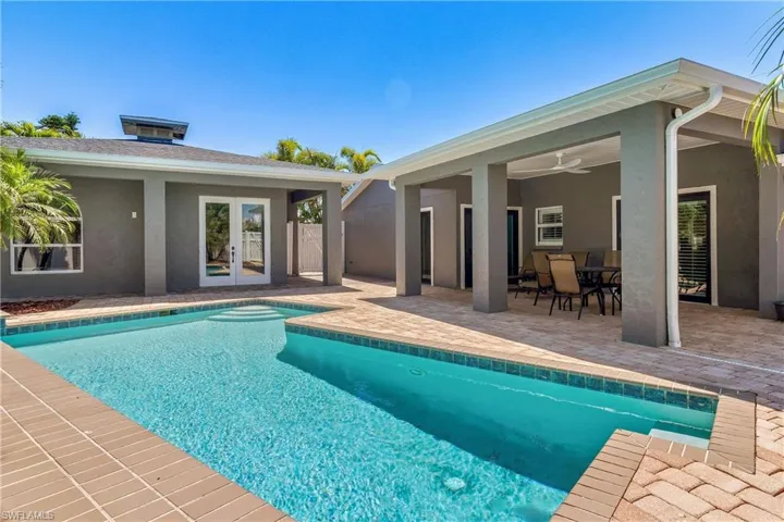 Spacious Pool Area - Perfect for Parties!