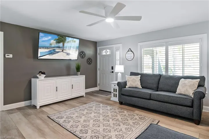 Living Area & Entrance.