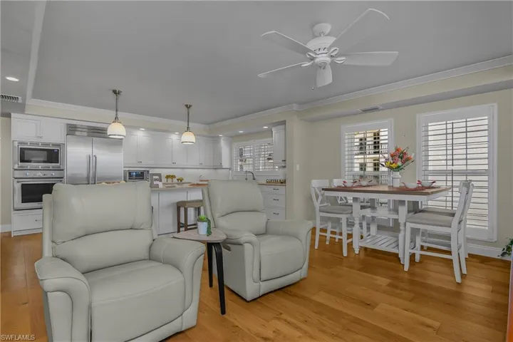1255 Gulf Shore Blvd N 5s, Naples, Florida 34102