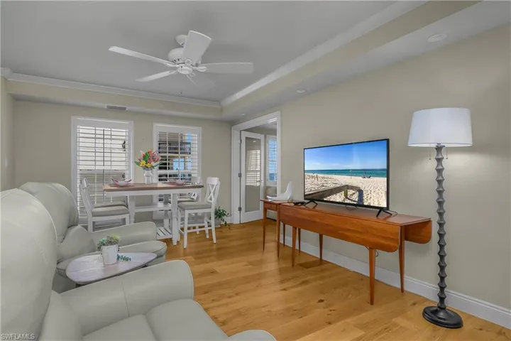 1255 Gulf Shore Blvd N 5s, Naples, Florida 34102