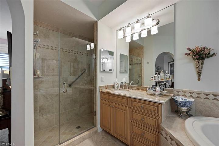 6500 Valen WAY # 503, NAPLES FL 34108