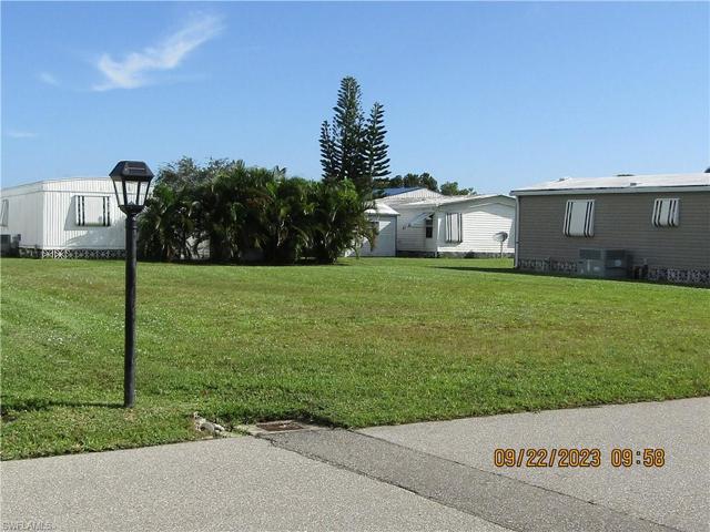 192  Dophlin  , PUNTA GORDA, FL 33950