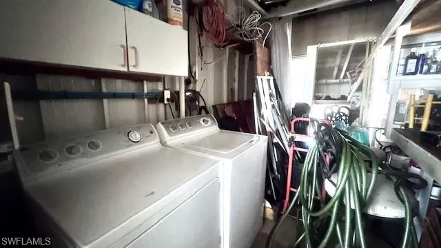 laundry shed off side lanai