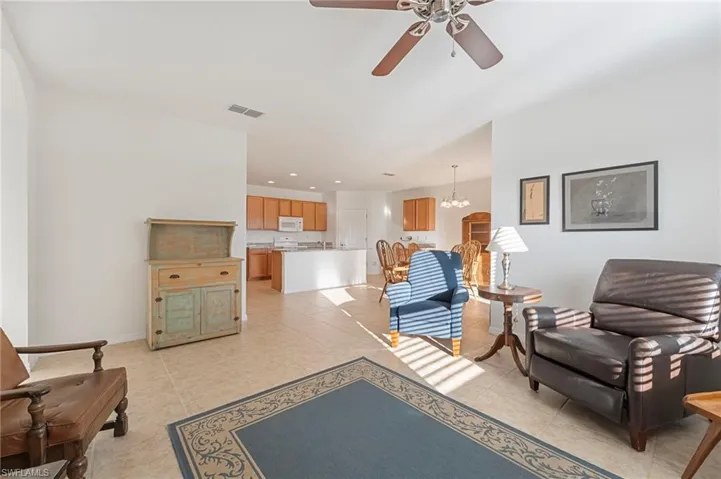 2897  Apple Blossom  DR, Alva, FL 33920