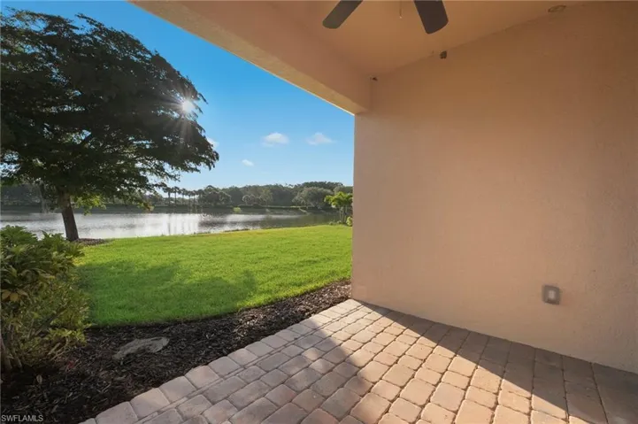 2897  Apple Blossom  DR, Alva, FL 33920