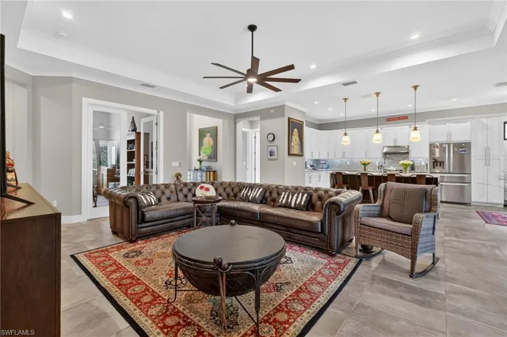 163 19th St Nw, Naples, Florida 34120
