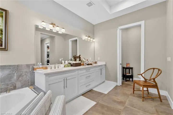 163 19th St Nw, Naples, Florida 34120