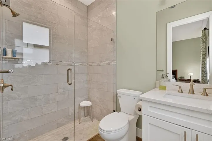 163 19th St Nw, Naples, Florida 34120