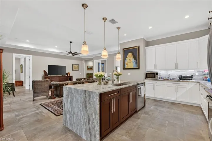163 19th St Nw, Naples, Florida 34120