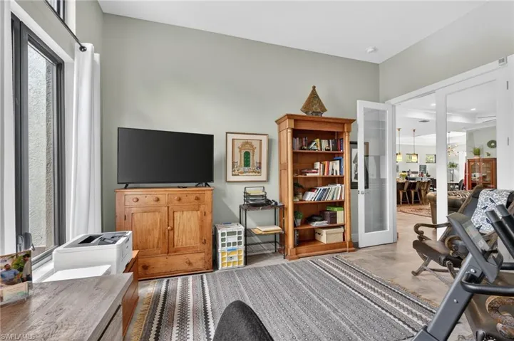 163 19th St Nw, Naples, Florida 34120