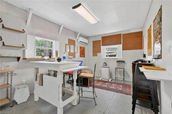 163 19th St Nw, Naples, Florida 34120