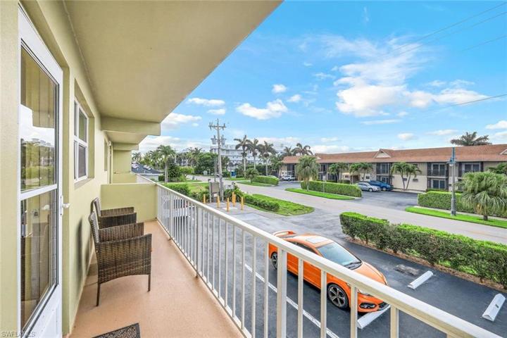 Balcony off of master bedroom
