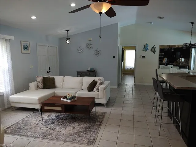 2919 Sw 25th St, Cape Coral, Florida 33914