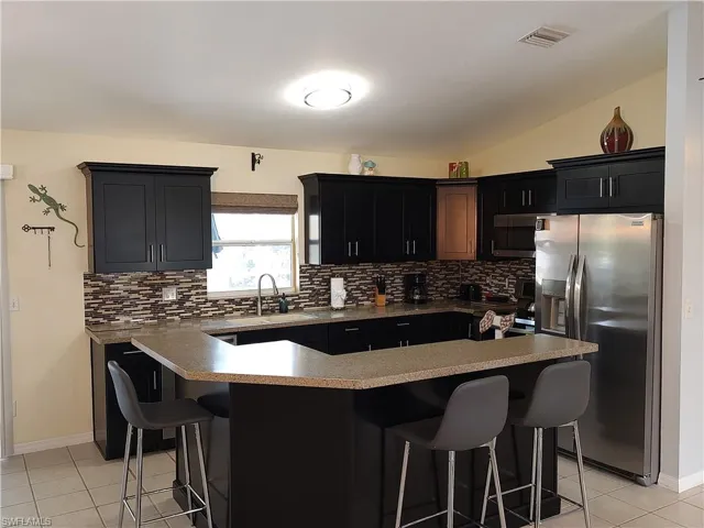 2919 Sw 25th St, Cape Coral, Florida 33914