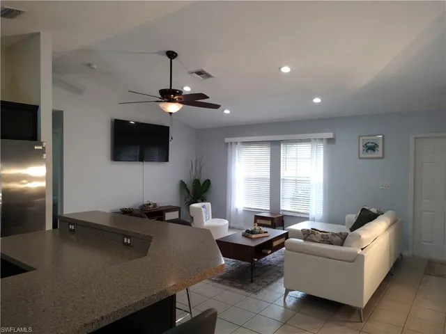 2919 Sw 25th St, Cape Coral, Florida 33914