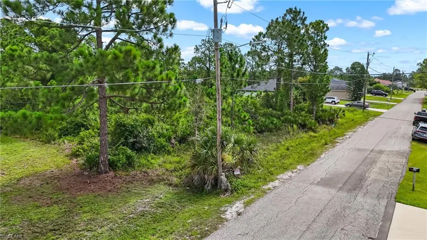 3216 31st St W, Lehigh Acres, Florida 33971