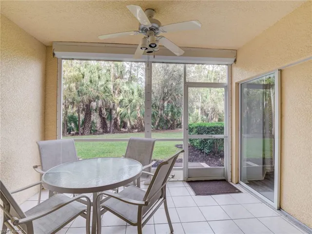 Dine on your Private Lanai!