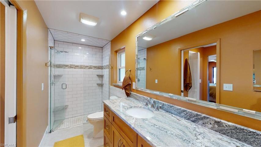 716 SE 44th  ST, CAPE CORAL, FL 33904