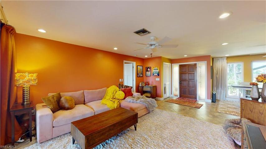 716 SE 44th  ST, CAPE CORAL, FL 33904