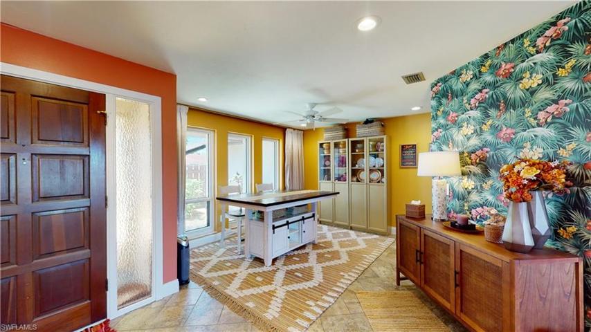 716 SE 44th  ST, CAPE CORAL, FL 33904