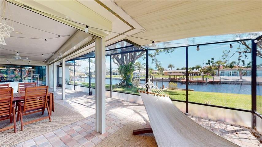 716 SE 44th  ST, CAPE CORAL, FL 33904