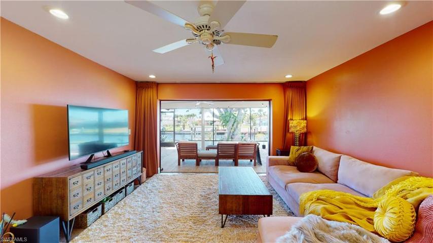 716 SE 44th  ST, CAPE CORAL, FL 33904