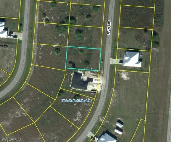 7034 Rich CIR, Labelle, FL 33935