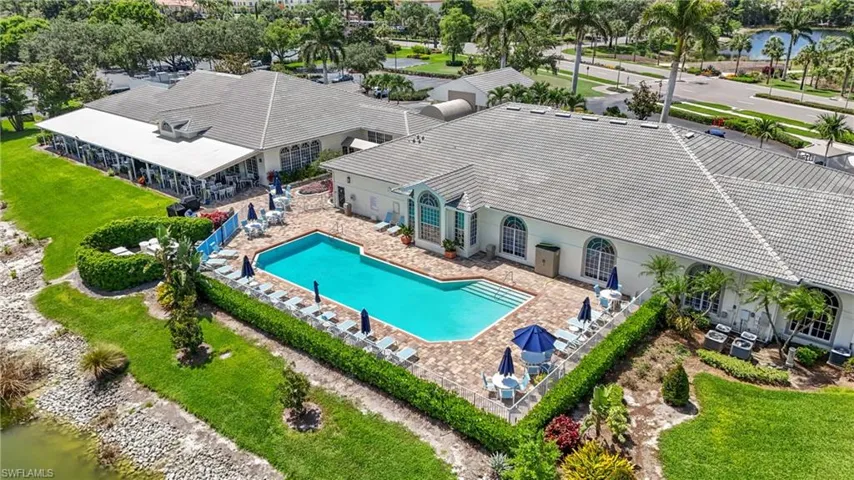 96 Glen Eagle Cir, Naples, Florida 34104