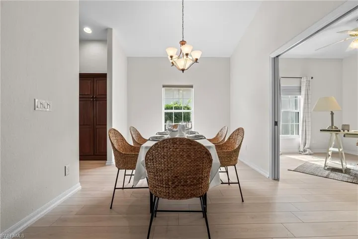 96 Glen Eagle Cir, Naples, Florida 34104
