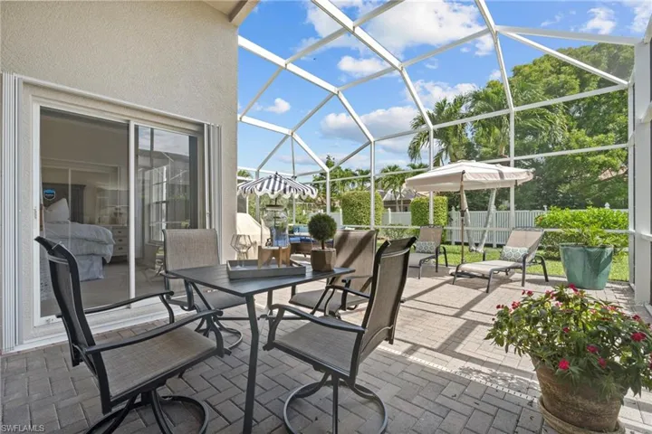 96 Glen Eagle Cir, Naples, Florida 34104