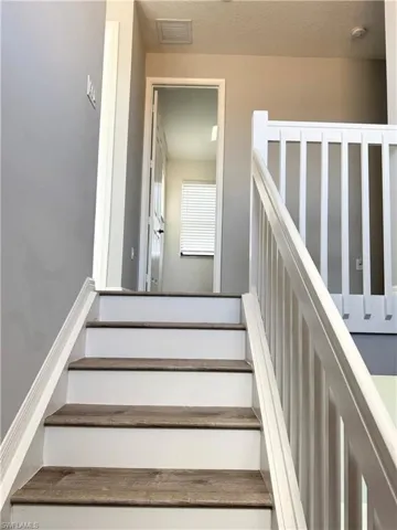 8984 Madrid Cir, Naples, Florida 34104