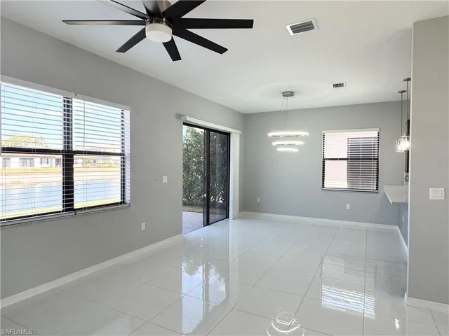 8984 Madrid Cir, Naples, Florida 34104