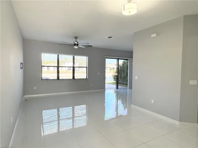 8984 Madrid Cir, Naples, Florida 34104