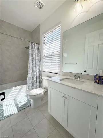 8984 Madrid Cir, Naples, Florida 34104