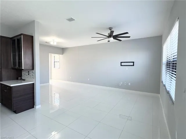 8984 Madrid Cir, Naples, Florida 34104