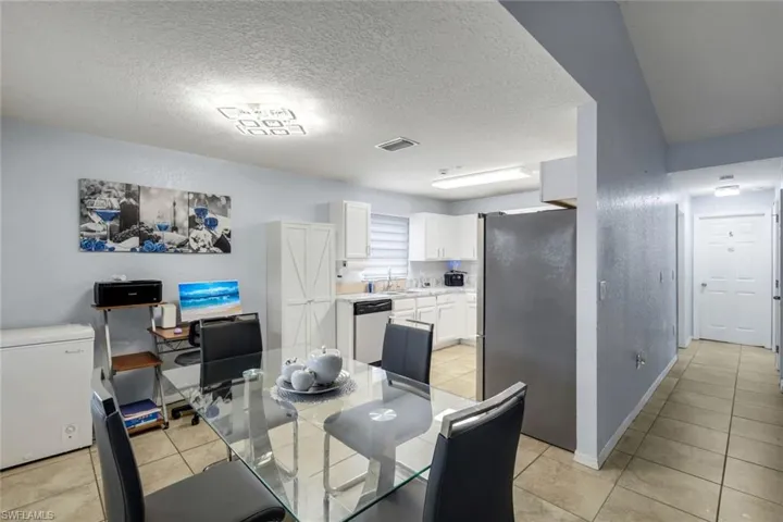 438 Willowbrook Dr, Lehigh Acres, Florida 33972