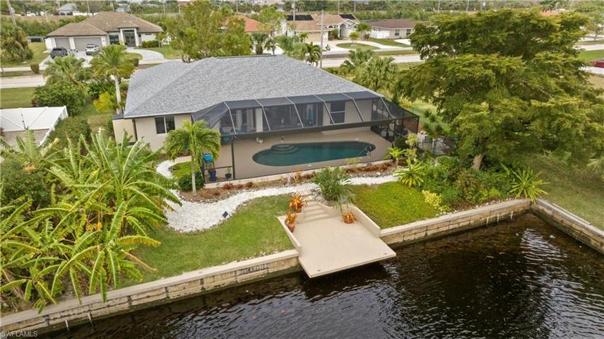 Beautiful Waterviews from Rear Southern Exposure