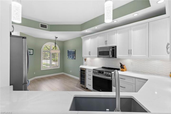 7000 Pelican Bay BLVD # 101, NAPLES FL 34108