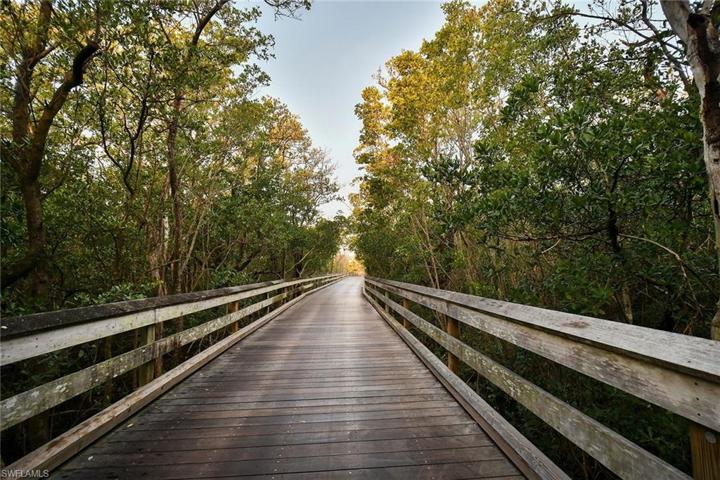7000 Pelican Bay BLVD # 101, NAPLES FL 34108