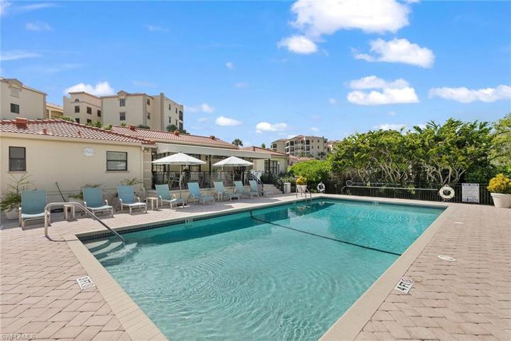 7000 Pelican Bay BLVD # 101, NAPLES FL 34108