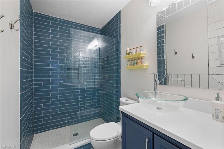 7000 Pelican Bay BLVD # 101, NAPLES FL 34108