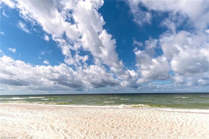 7000 Pelican Bay BLVD # 101, NAPLES FL 34108