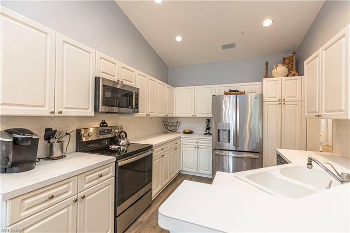 24821  Lakemont Cove  LN, Bonita Springs, FL 34134